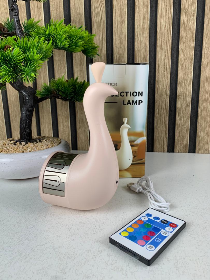 Lampe Projecteur Paon LED – Ambiance lumineuse élégante et apaisante