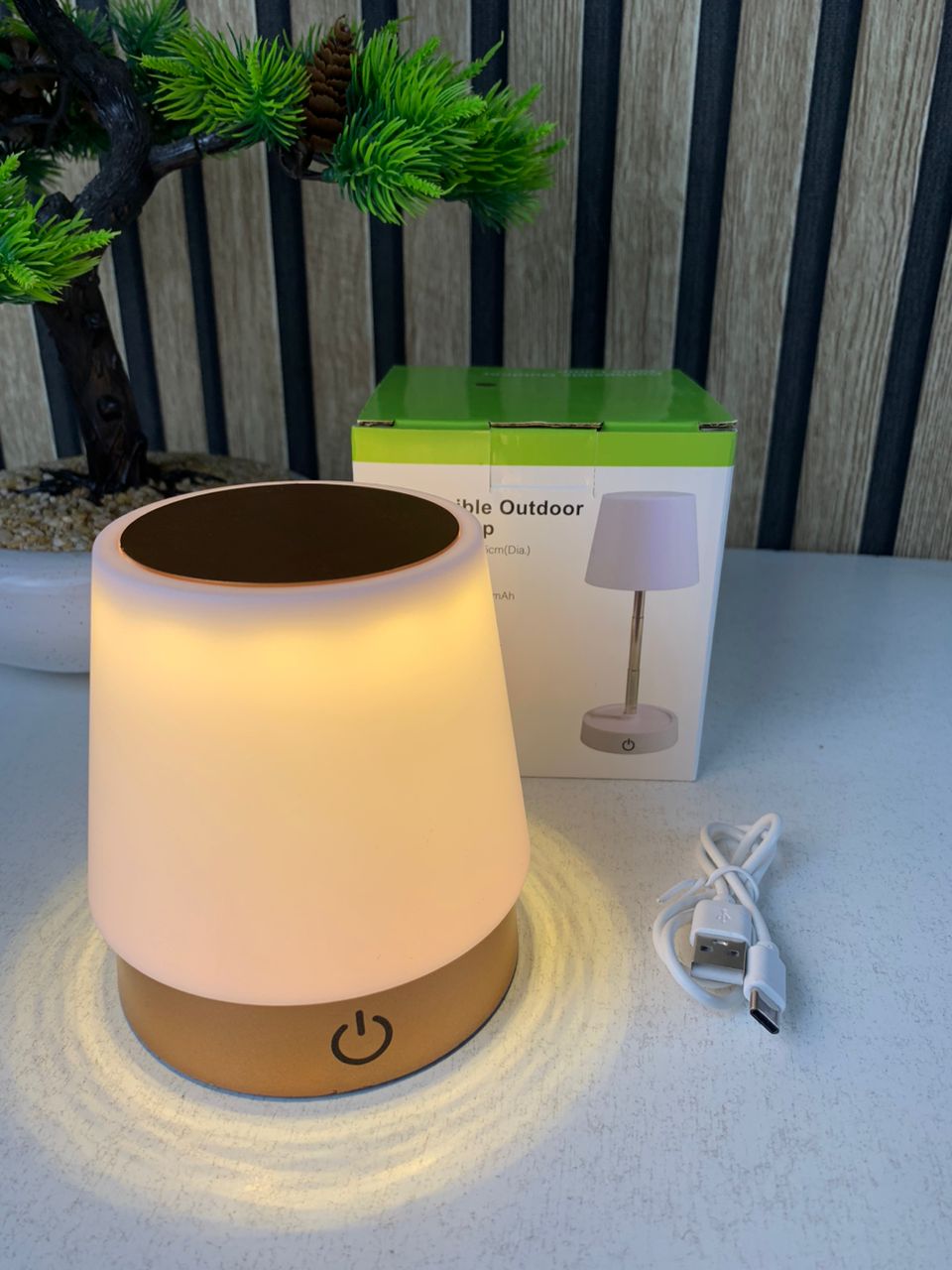 Lampe de Table LED Télescopique Rechargeable – Design Élégant & Contrôle Tactile