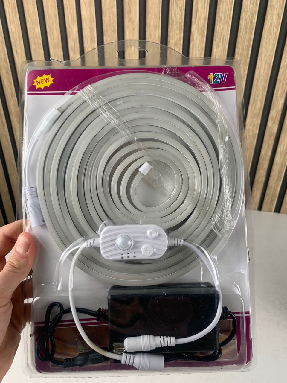 Bande LED à Détecteur de Mouvement
Lumière Chaude 3000K — App Control